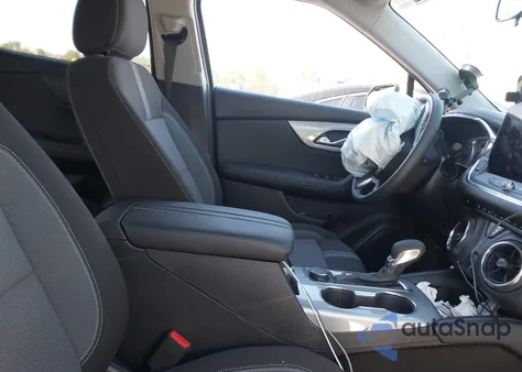 2025 Chevrolet Blazer Fwd 2Lt из США, поврежденный, VIN 3GNKBCR42SS246271